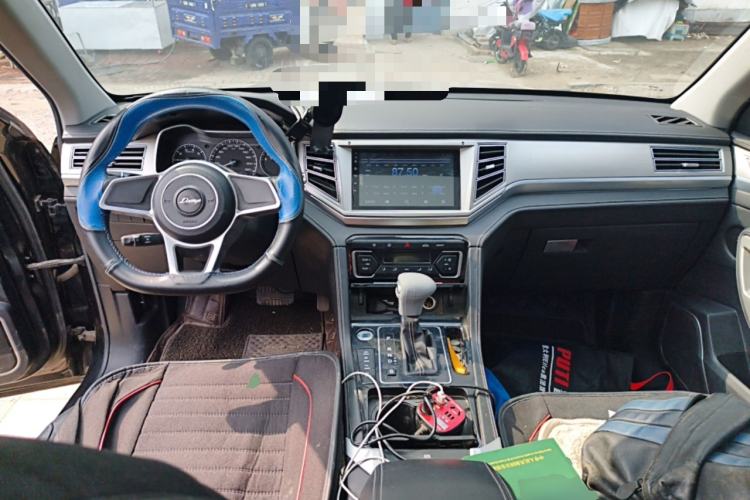 Used Zotye Domy X7 2017 1.8T DCT Luxury Model Center Console