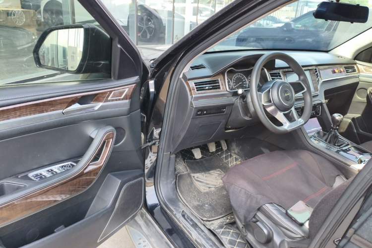 Used Zotye Domy X7 2017 1.5T Manual Luxury Model Driver Seat