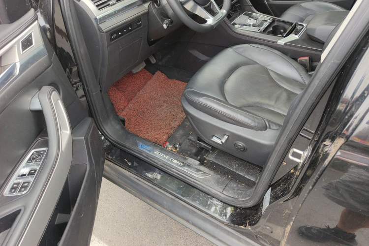 Used Zotye Domy X7 2017 Top-Grade Model 2.0T DCT Tianshan Version Driver Seat