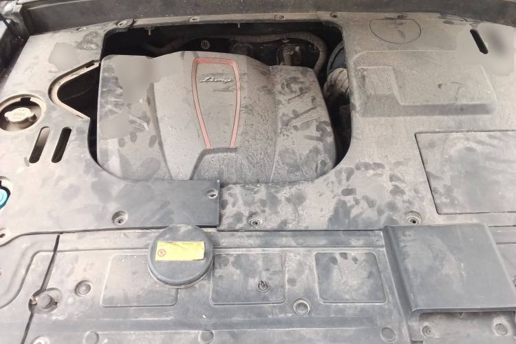 Used Zotye Domy X7 2017 1.8T DCT Luxury Model Engine Bay
