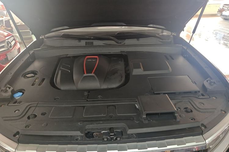 Used Zotye Domy X7 2017 1.8T Manual Luxury Model Engine Bay