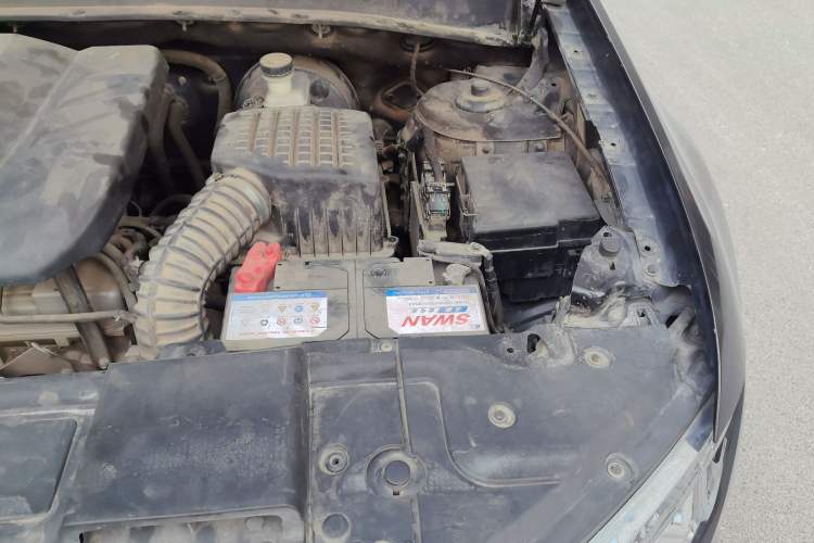Used Zotye Domy X7 2017 2.0T DCT Flagship Edition Engine Bay Left