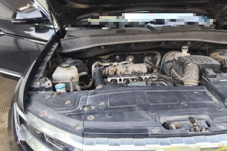 Used Zotye Domy X7 2017 Top-Grade Model 2.0T DCT Tianshan Version Engine Bay Right
