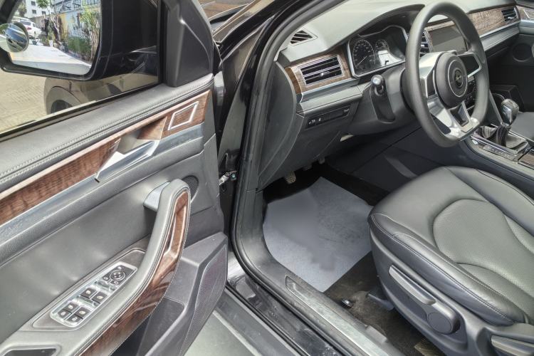 Used Zotye Domy X7 2017 1.8T Manual Luxury Model Exterior 8