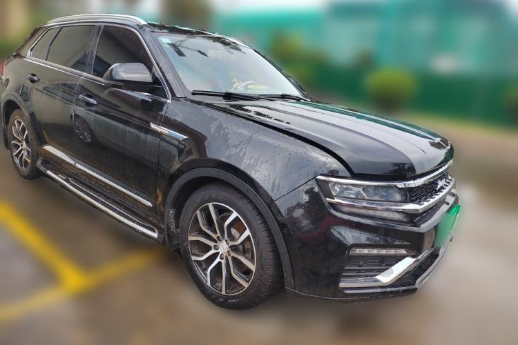 Used Zotye Domy X7 2017 2.0T DCT Ultimate Edition Front Right 45 Deg