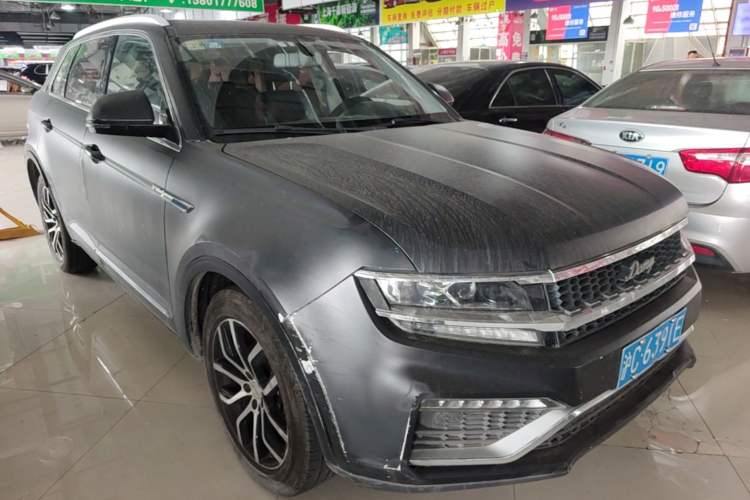 Used Zotye Domy X7 2017 Upgraded Edition 2.0T DCT Huangshan Model 7 Seats Front Right 45 Deg
