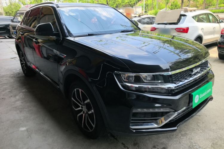 Used Zotye Domy X7 2017 1.8T DCT Prestige Model Front Right 45 Deg