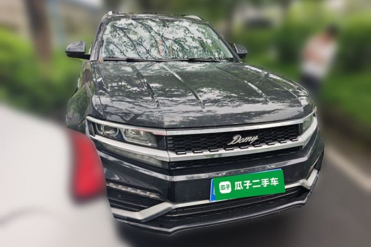 Used Zotye Domy X7 2017 1.8T DCT Prestige Model Front Right 45 Deg
