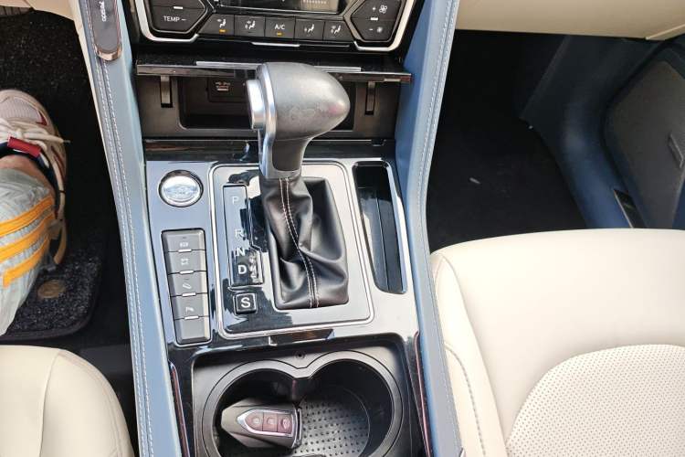 Used Zotye Domy X7 2017 1.8T DCT Prestige Model Gear Lever