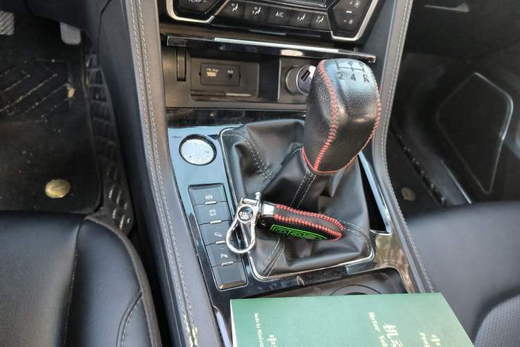 Used Zotye Domy X7 2017 1.8T Manual Luxury Model Gear Lever