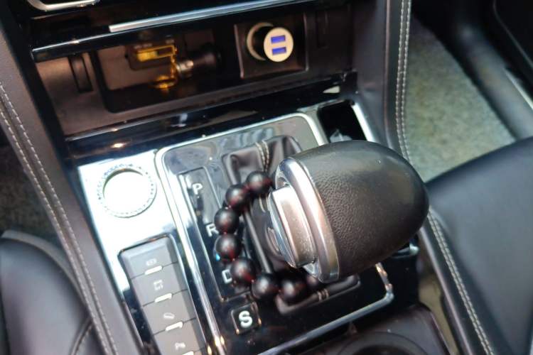 Used Zotye Domy X7 2017 1.8T DCT Prestige Model Gear Lever