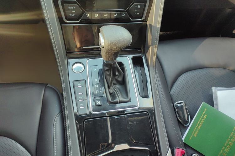 Used Zotye Domy X7 2017 1.8T DCT Luxury Model Gear Lever
