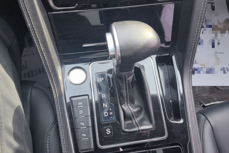 Used Zotye Domy X7 2017 1.8T DCT Luxury Model Gear Lever