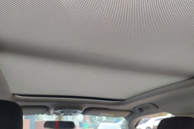 Used Zotye Domy X7 2017 1.8T DCT Luxury Model Headliner