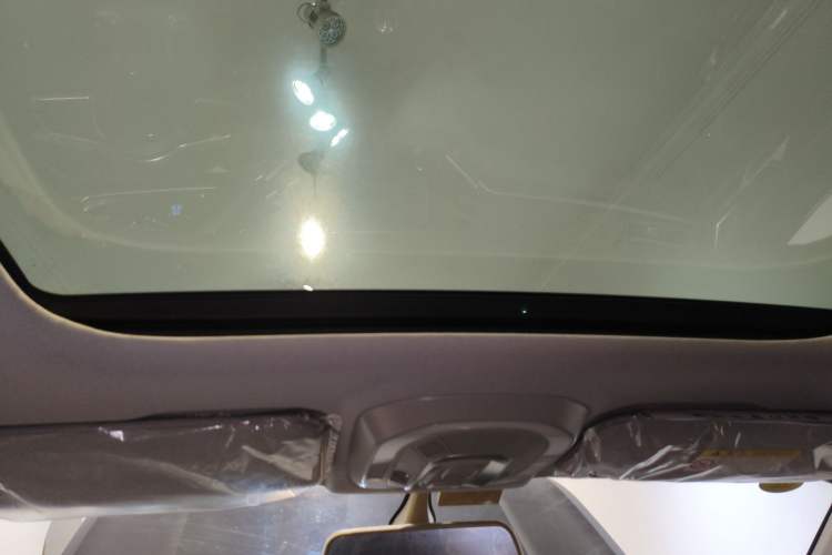 Used Zotye Domy X7 2017 Upgraded Edition 1.5T Manual Lushan Model Headliner