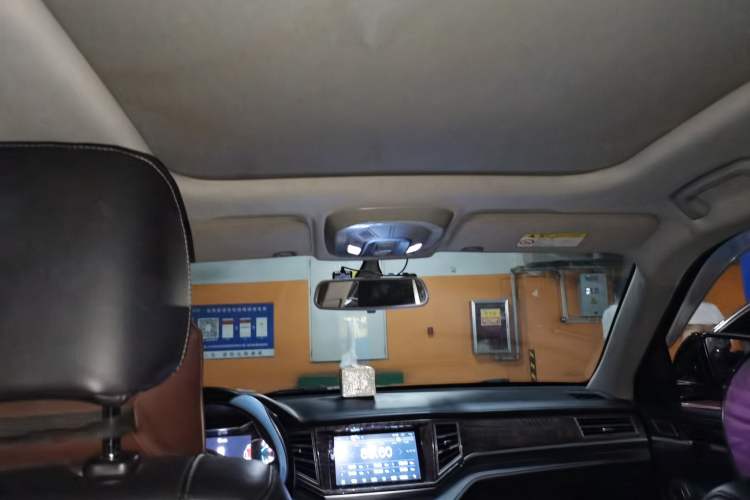 Used Zotye Domy X7 2017 1.8T DCT Prestige Model Headliner
