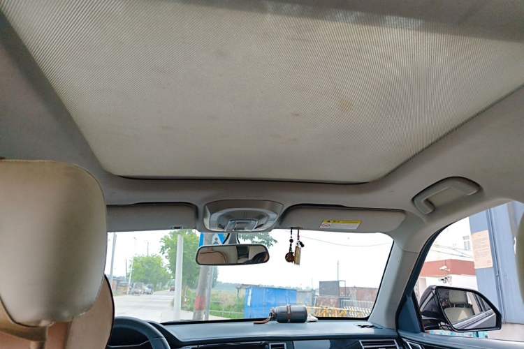 Used Zotye Domy X7 2017 2.0T DCT Ultimate Edition Headliner