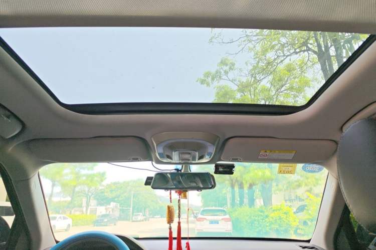Used Zotye Domy X7 2017 Upgraded Edition 1.8T DCT Huashan Model Headliner