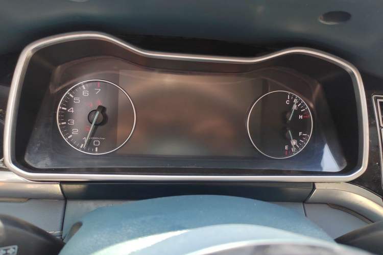 Used Zotye Domy X7 2017 2.0T DCT Ultimate Edition Instrument Cluster