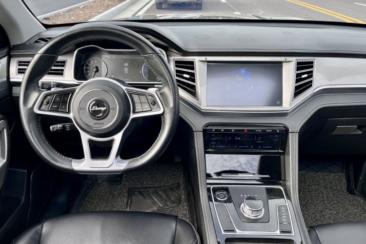 Used Zotye Domy X7 2017 2.0T DCT Ultimate Edition Interior 1