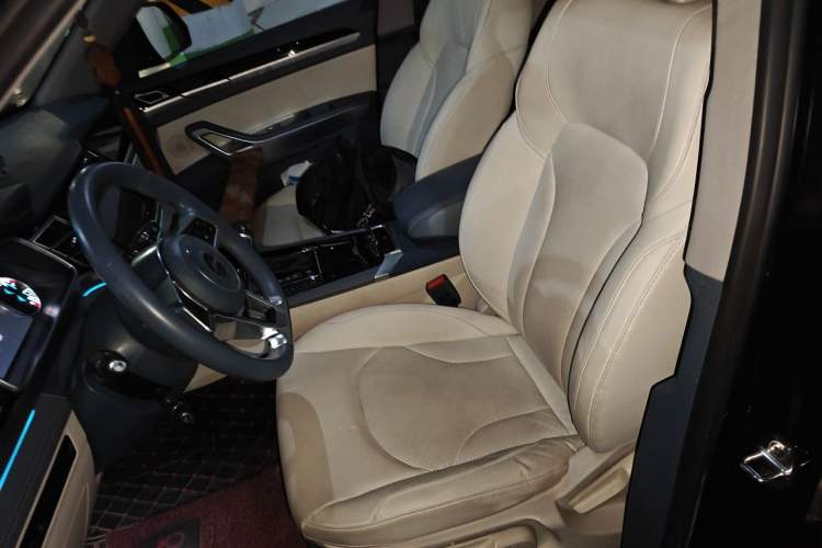 Used Zotye Domy X7 2017 1.8T DCT Prestige Model Left Front Seat