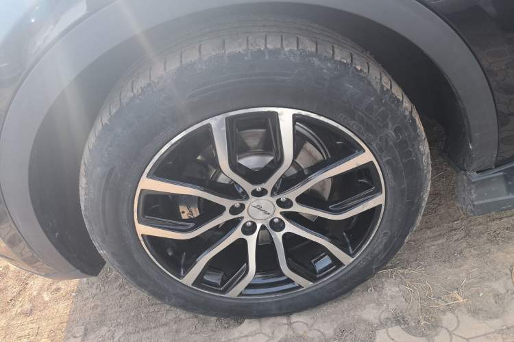 Used Zotye Domy X7 2017 1.8T DCT Luxury Model Left Front Wheel Hub