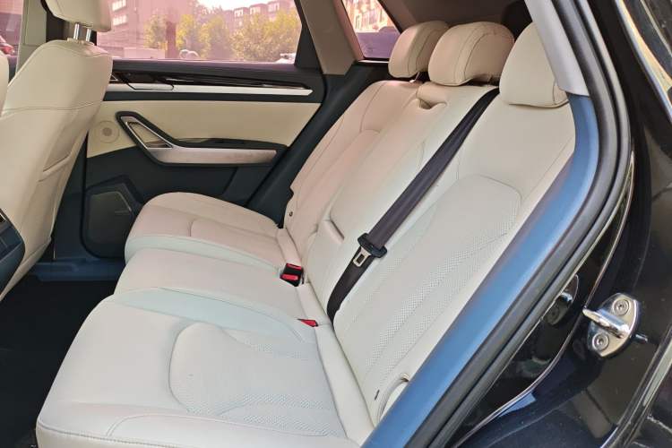 Used Zotye Domy X7 2017 1.8T DCT Prestige Model Left Rear Seat