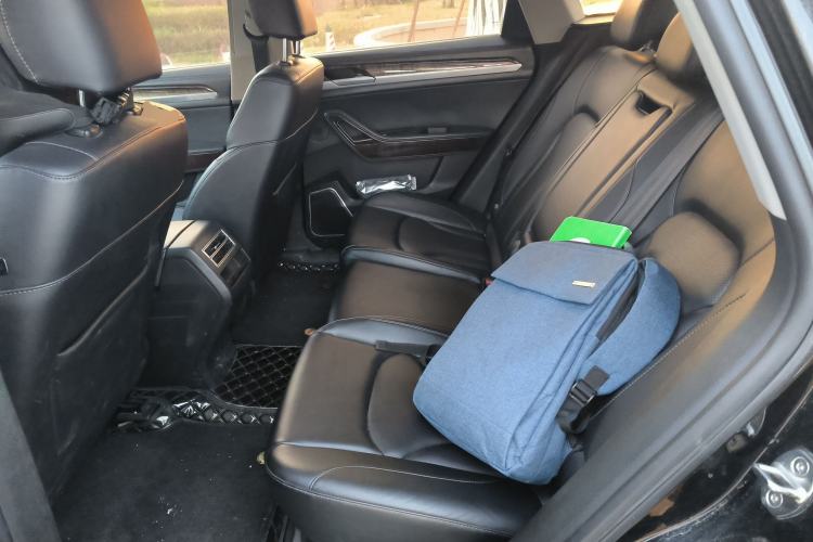 Used Zotye Domy X7 2017 1.8T Manual Luxury Model Left Rear Seat