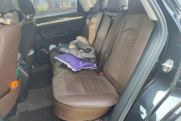 Used Zotye Domy X7 2017 1.8T DCT Luxury Model Left Rear Seat