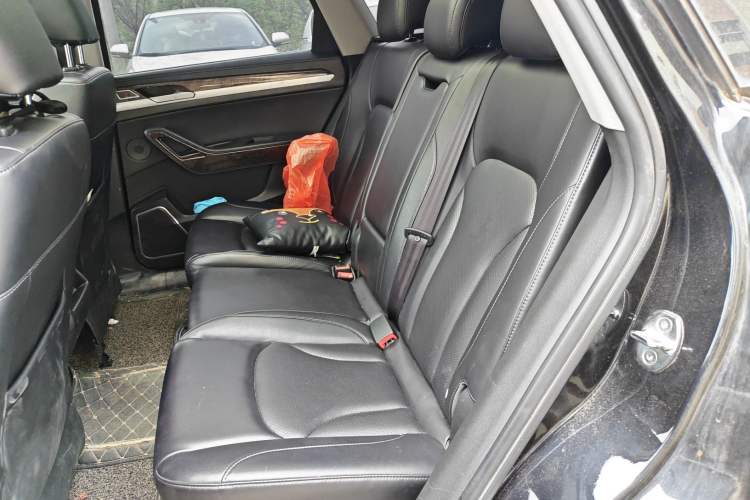 Used Zotye Domy X7 2017 1.8T Manual Luxury Model Left Rear Seat
