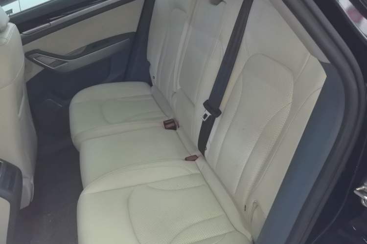 Used Zotye Domy X7 2017 1.8T DCT Prestige Model Left Rear Seat