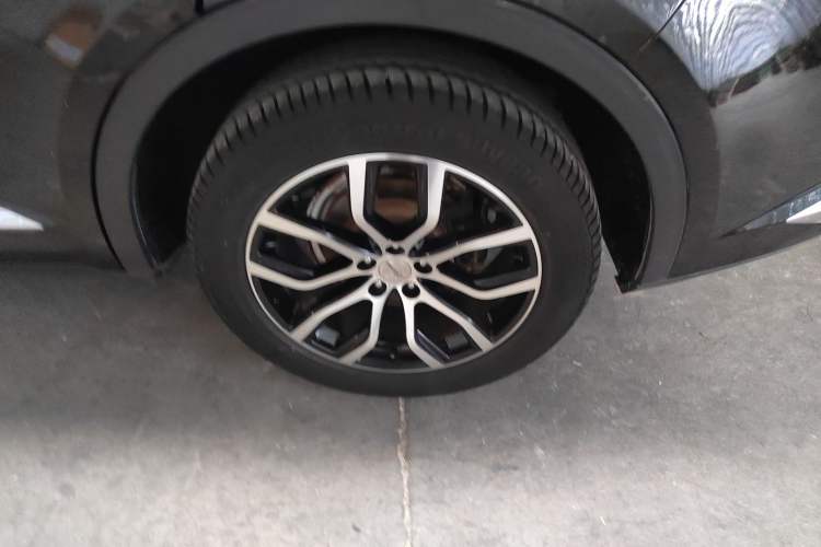 Used Zotye Domy X7 2017 1.8T Manual Luxury Model Left Rear Wheel Hub