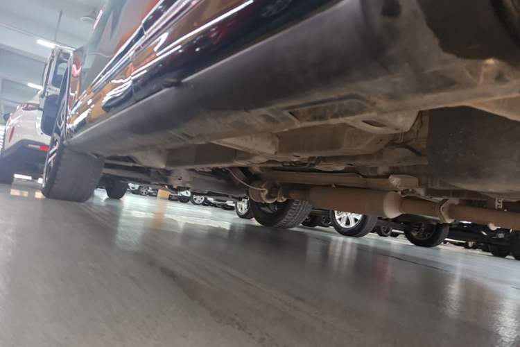 Used Zotye Domy X7 2017 1.8T Manual Luxury Model Left Side Sill