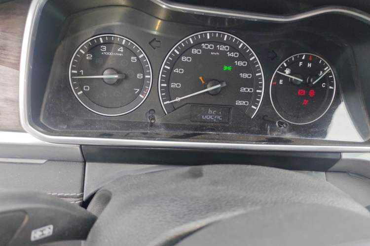 Used Zotye Domy X7 2017 1.5T Manual Luxury Model Odometer Close Up