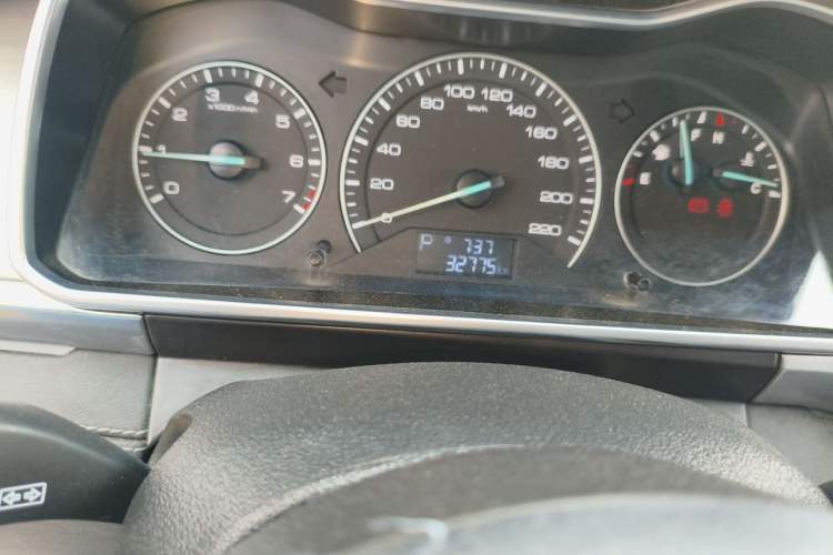 Used Zotye Domy X7 2017 1.8T DCT Luxury Model Odometer Close Up