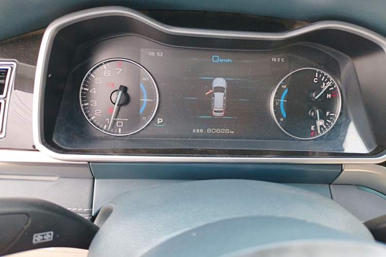 Used Zotye Domy X7 2017 2.0T DCT Ultimate Edition Odometer Close Up