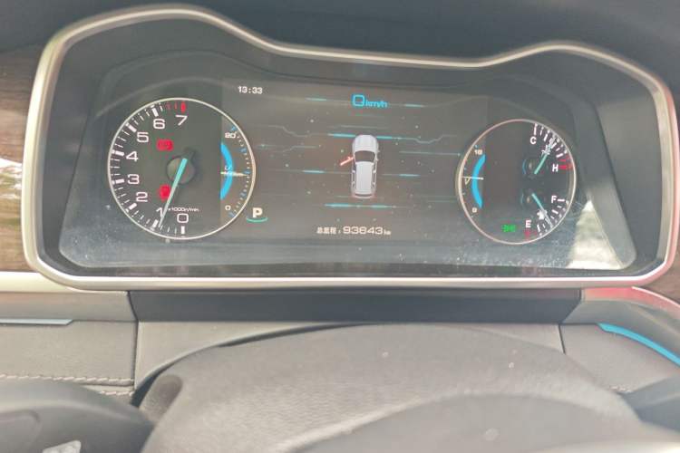 Used Zotye Domy X7 2017 1.8T DCT Prestige Model Odometer Close Up