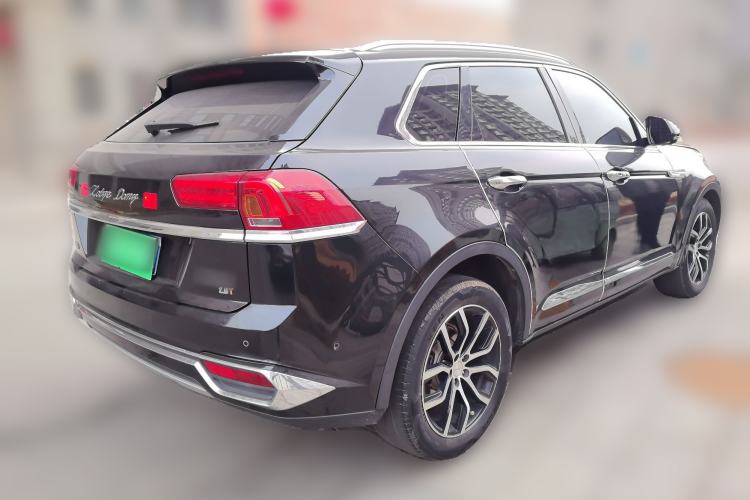 Used Zotye Domy X7 2017 2.0T DCT Flagship Edition Rear Right 45 Deg