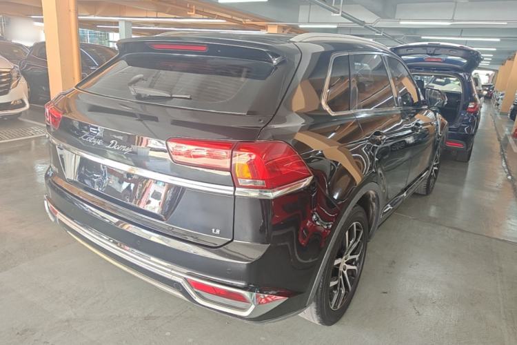 Used Zotye Domy X7 2017 1.8T Manual Luxury Model Rear Right 45 Deg