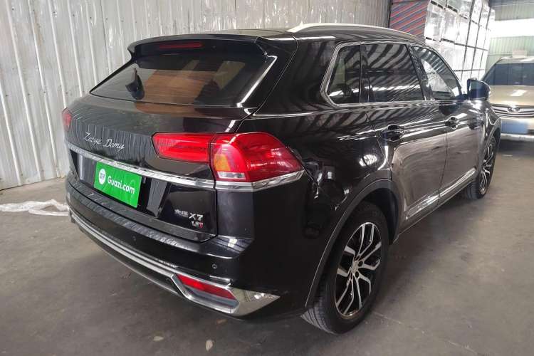 Used Zotye Domy X7 2017 1.8T Manual Luxury Model Rear Right 45 Deg