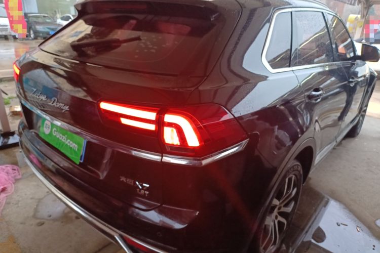Used Zotye Domy X7 2017 1.8T DCT Luxury Model Rear Right 45 Deg