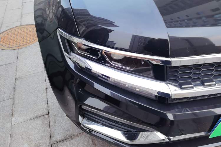 Used Zotye Domy X7 2017 2.0T DCT Flagship Edition Right Front Headlight