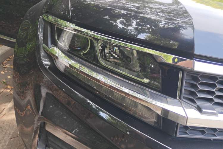 Used Zotye Domy X7 2017 1.8T DCT Supreme Model Right Front Headlight