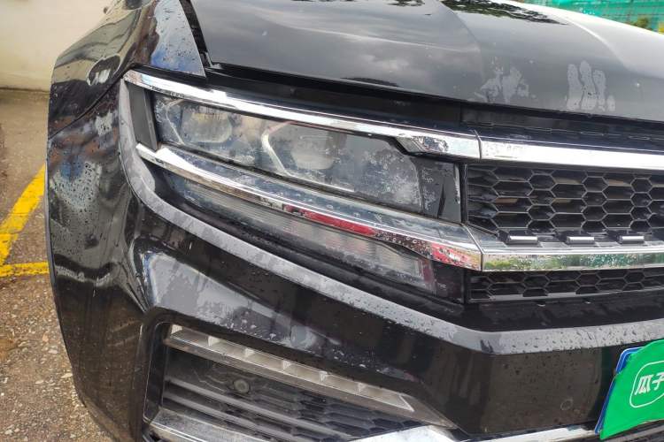 Used Zotye Domy X7 2017 2.0T DCT Ultimate Edition Right Front Headlight