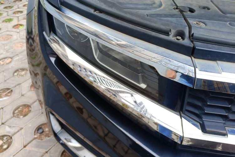 Used Zotye Domy X7 2017 1.8T DCT Prestige Model Right Front Headlight