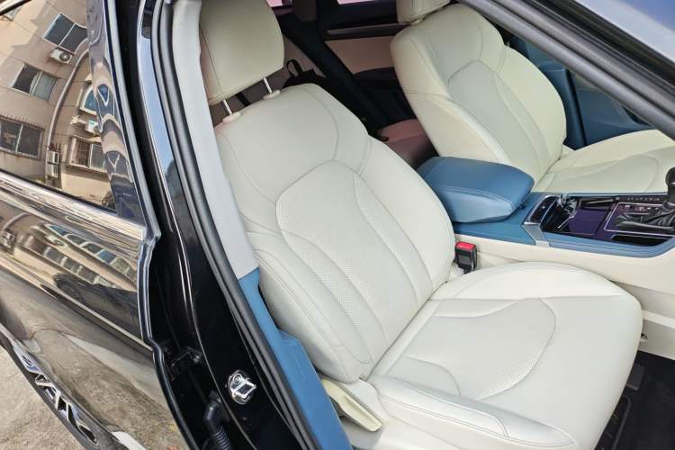 Used Zotye Domy X7 2017 1.8T DCT Prestige Model Right Front Seat