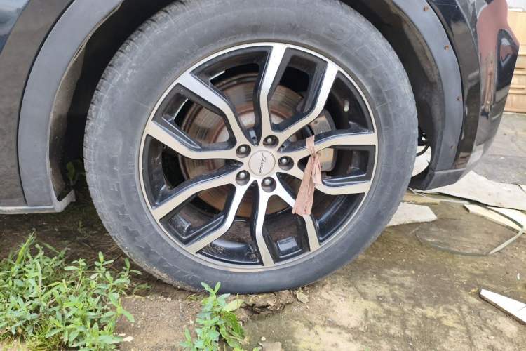 Used Zotye Domy X7 2017 1.8T DCT Luxury Model Right Front Wheel Hub