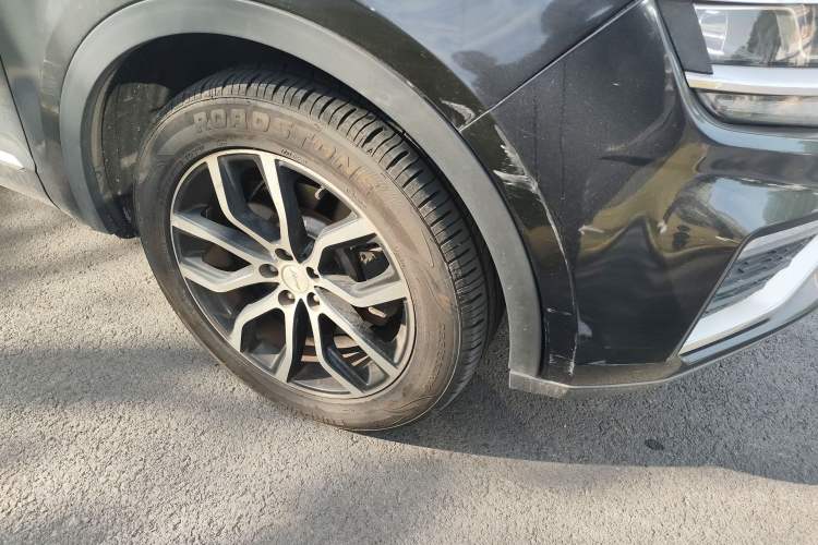 Used Zotye Domy X7 2017 1.8T DCT Prestige Model Right Front Wheel Hub
