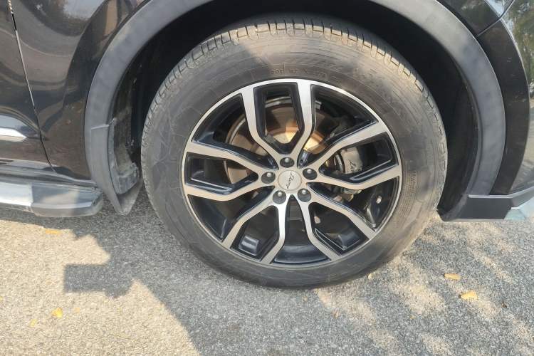 Used Zotye Domy X7 2017 1.8T DCT Luxury Model Right Front Wheel Hub