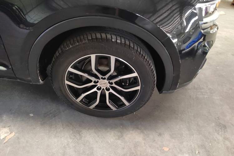 Used Zotye Domy X7 2017 1.8T Manual Luxury Model Right Front Wheel Hub